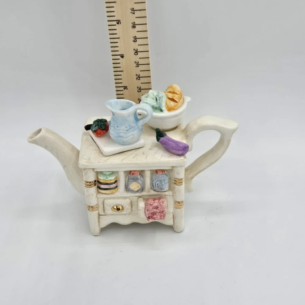 Delton Tiny Teapot Collectible Miniature‎ Porcelain Kitchen Island Vintage
